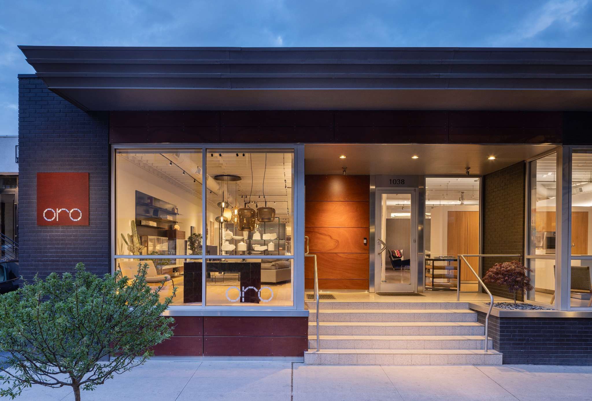 Exterior_compressed ORO Showroom Exterior